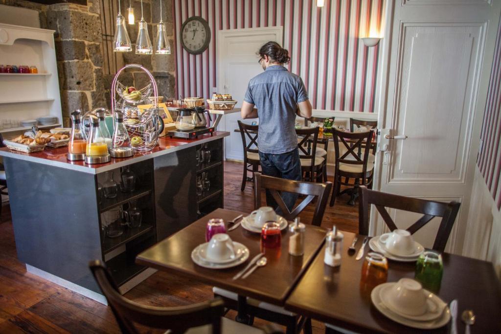 Hotel Henri IV Nérac Εξωτερικό φωτογραφία