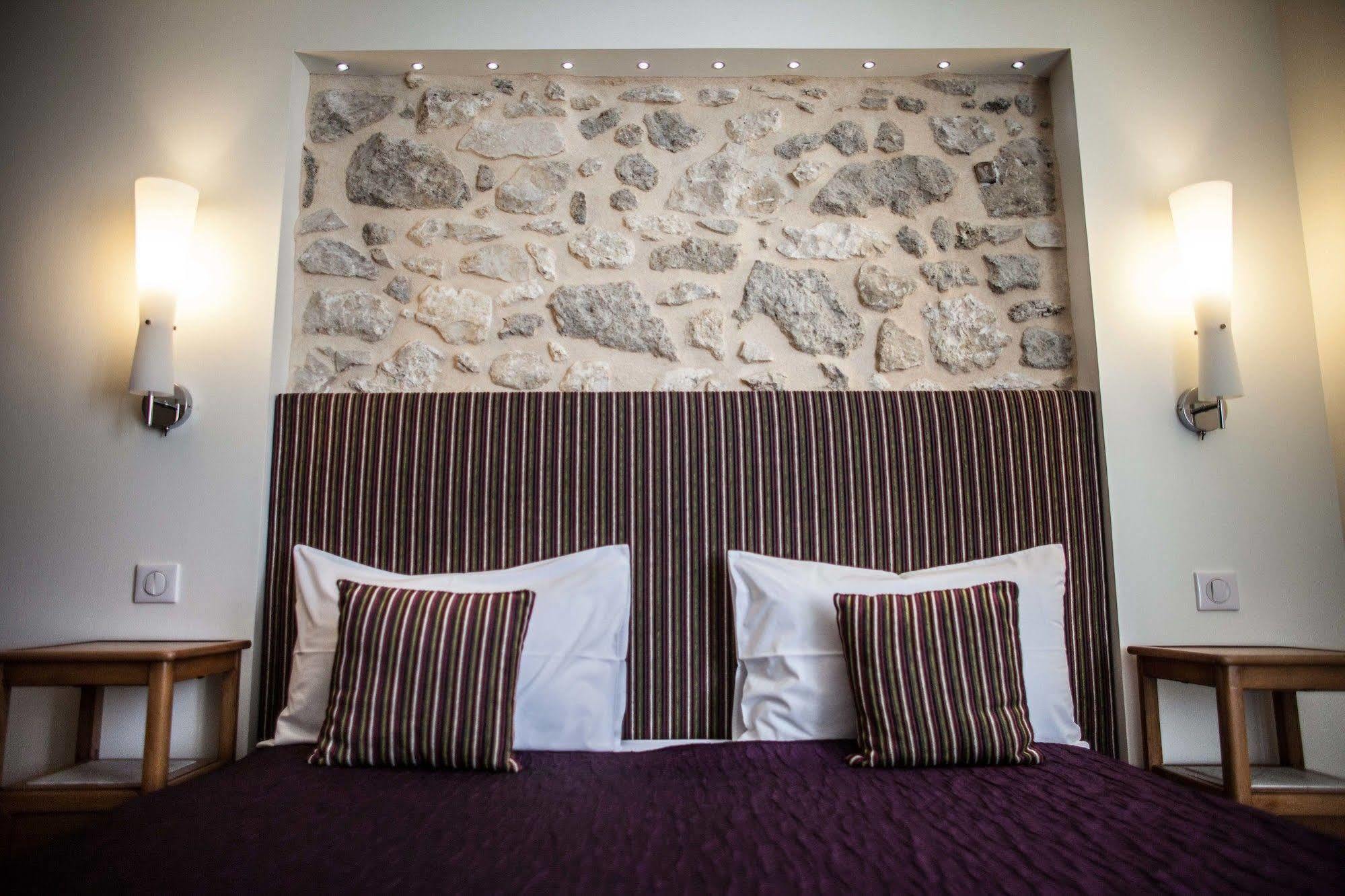 Hotel Henri IV Nérac Εξωτερικό φωτογραφία