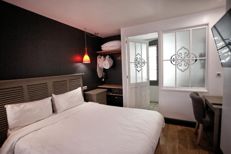 Hotel Henri IV Nérac Εξωτερικό φωτογραφία